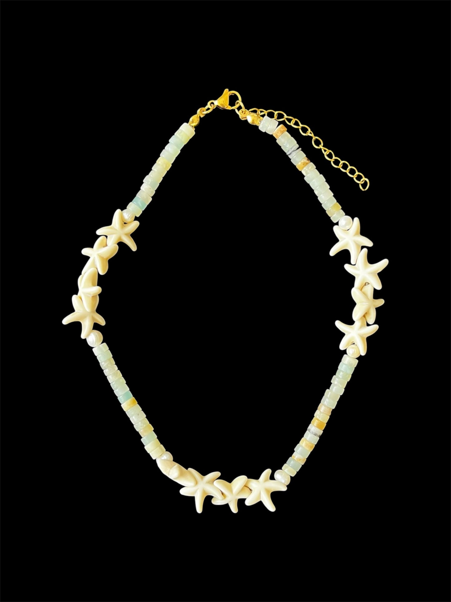 funky necklace✨