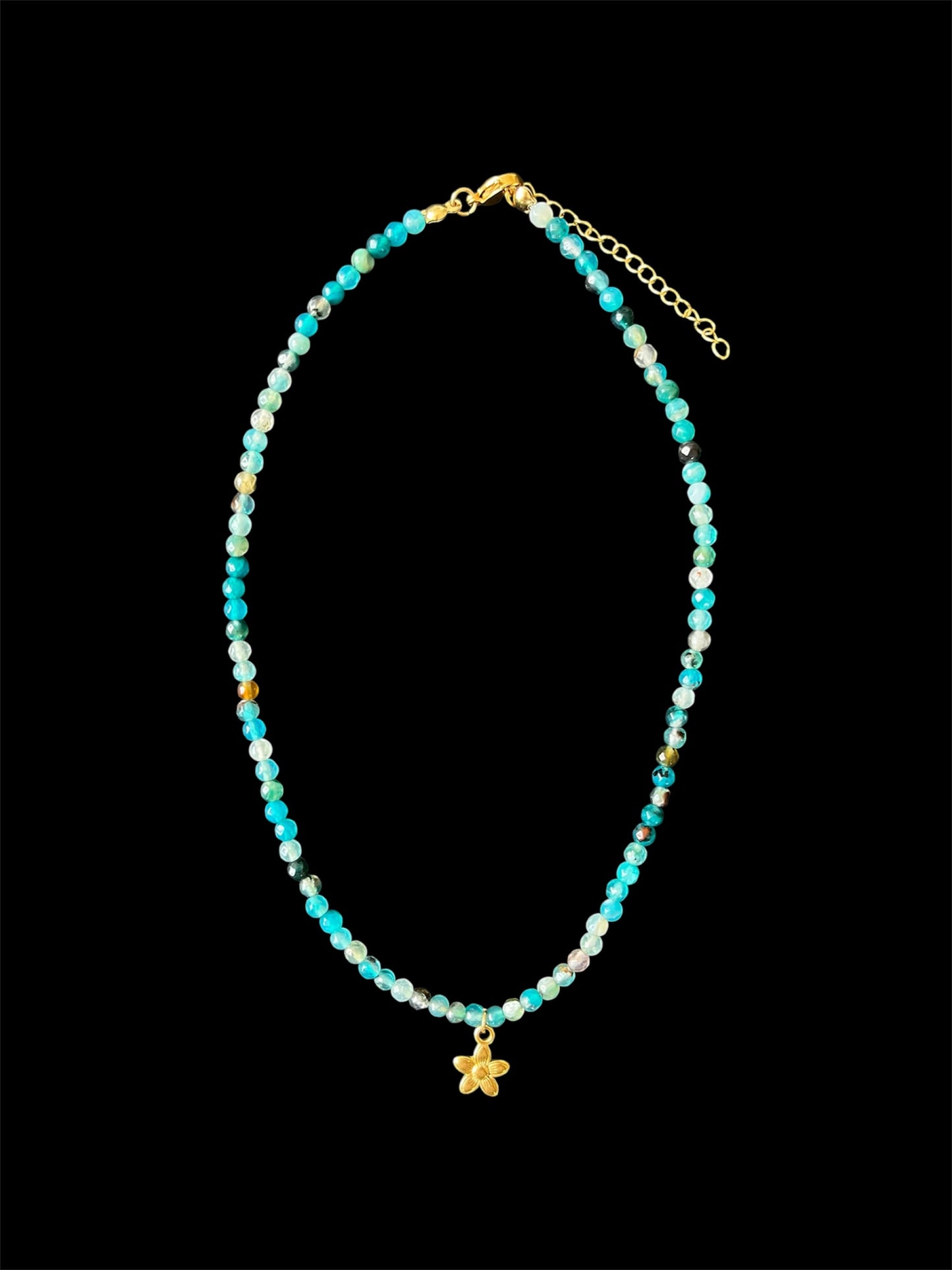 funky necklace✨