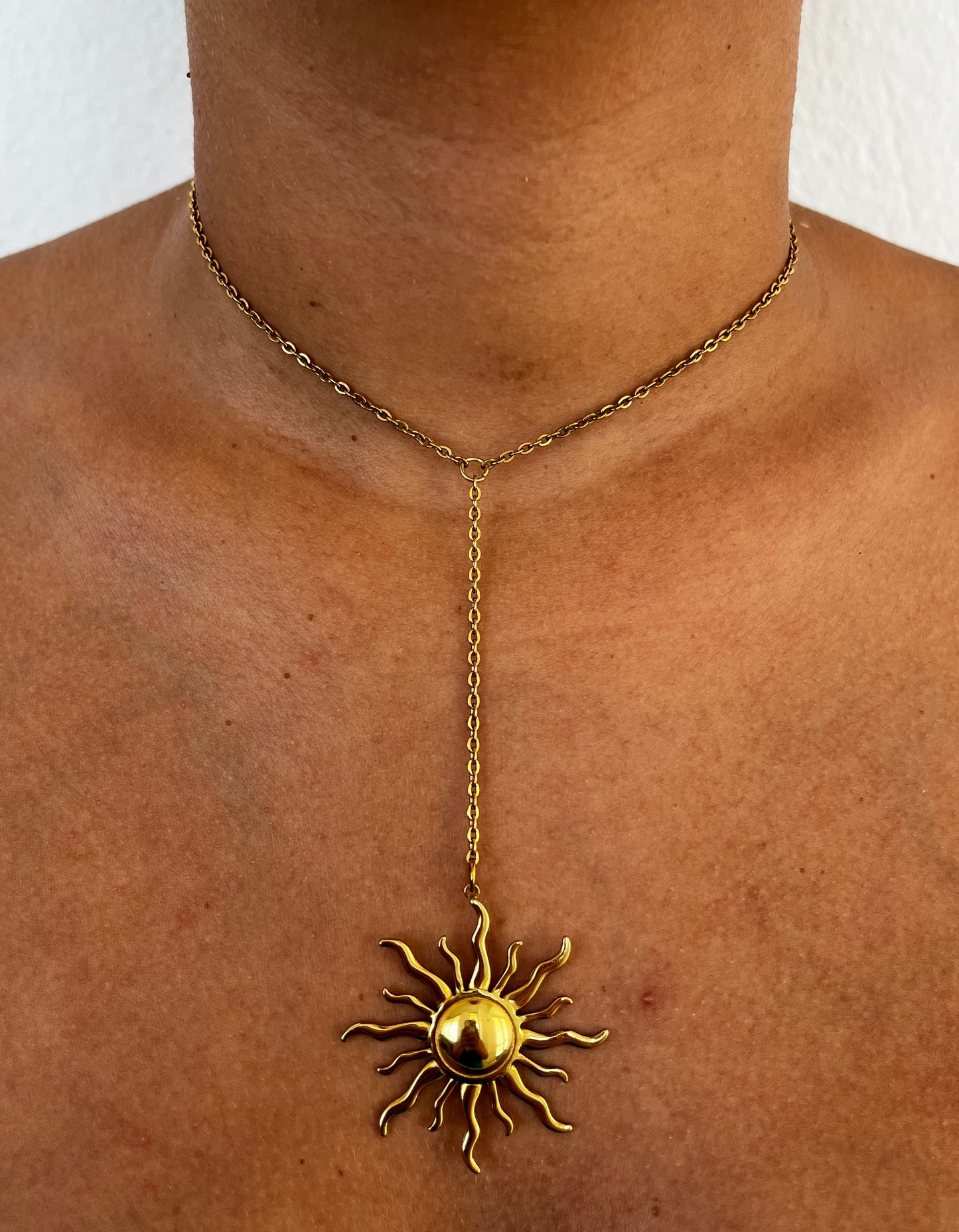 tangled sun necklace✨